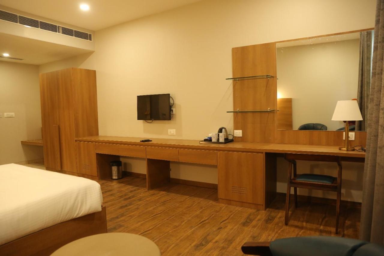 Hotel Bmd The Grand Bhilwara Exterior photo